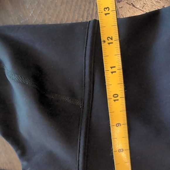 Elegant Black Sleeveless Jumpsuit - Picture 9 of 12